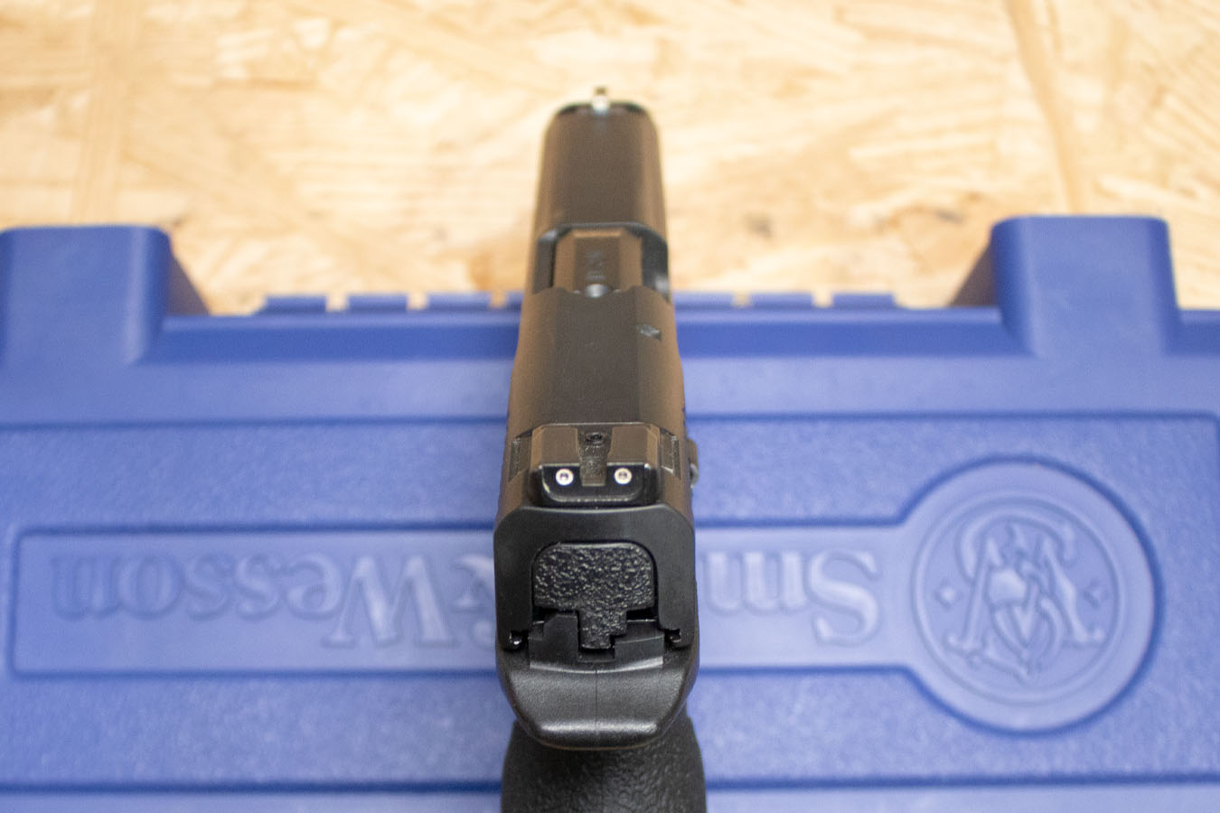 SMITH AND WESSON M&P40 40 S&W Full-Size Police Trade-In Pistol (Good Condition)